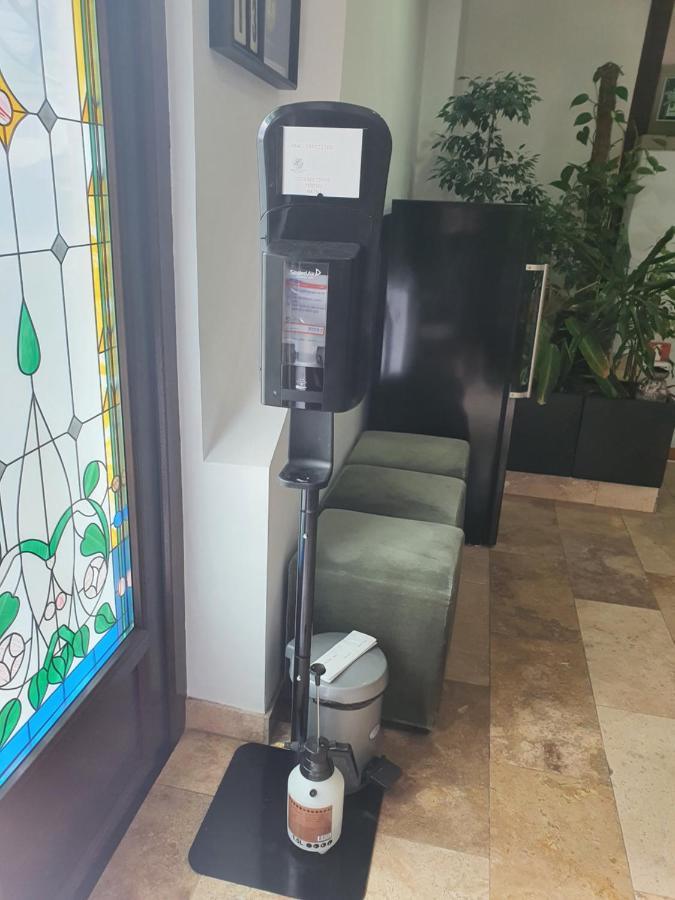 Hotel Belleville Iasi Luaran gambar