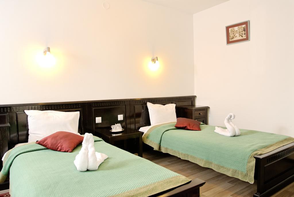 Hotel Belleville Iasi Luaran gambar