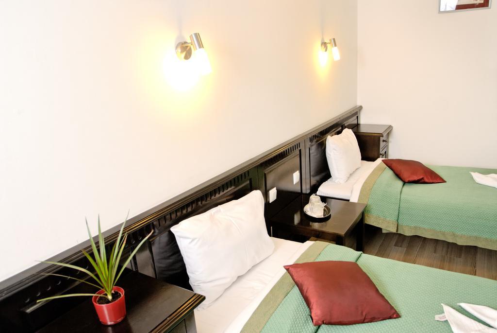 Hotel Belleville Iasi Luaran gambar