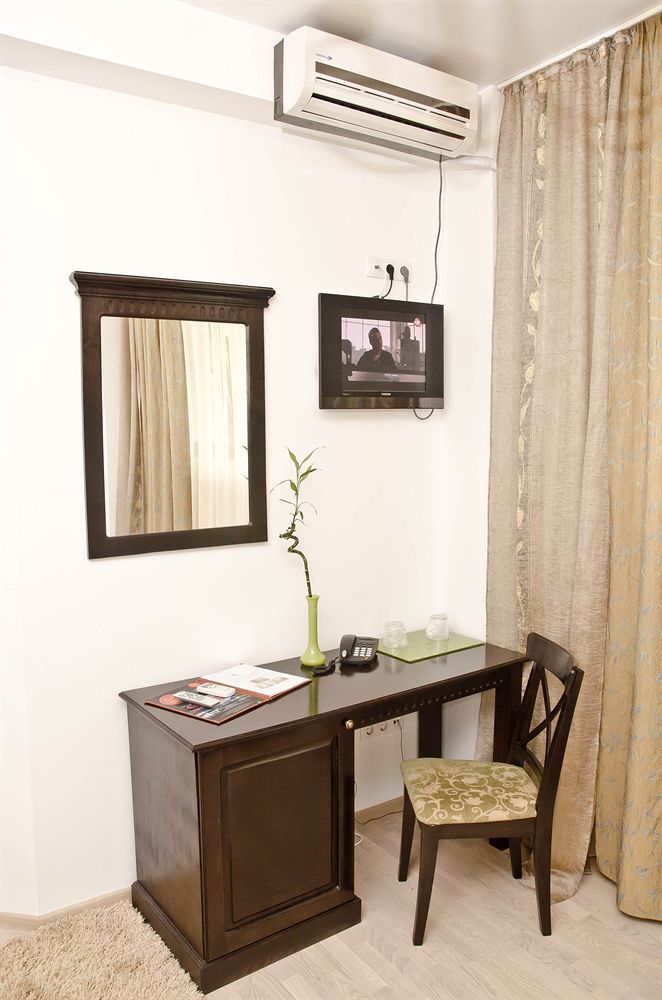 Hotel Belleville Iasi Luaran gambar